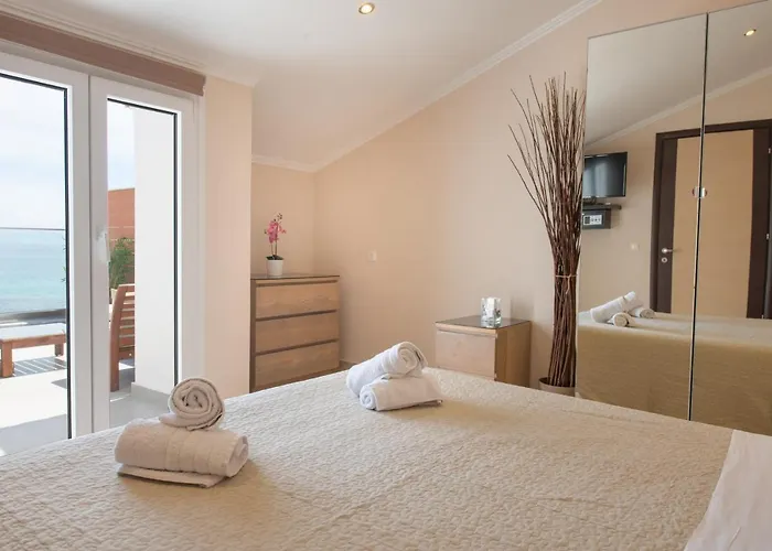 Апартаменты Galini And Penthouse Месонги