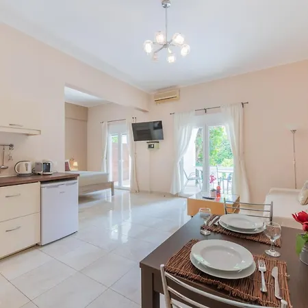 Galini And Penthouse Apartment Mesongi