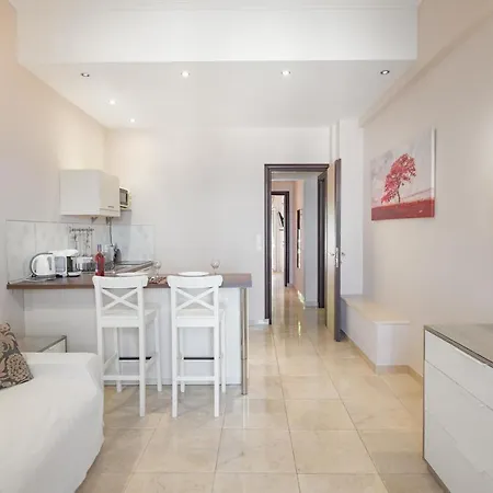 Galini And Penthouse Mesongí