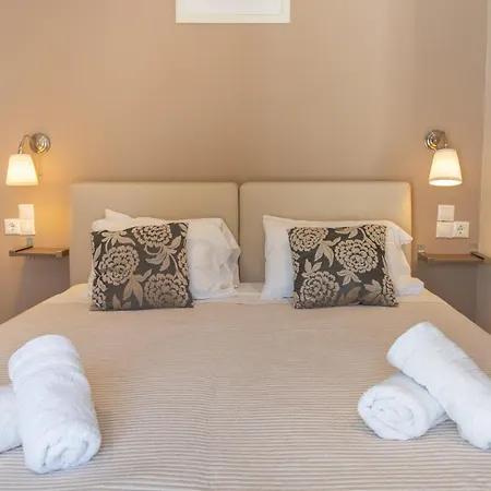 Galini And Penthouse Apartman