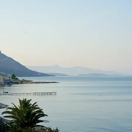 Galini And Penthouse Apartmán *