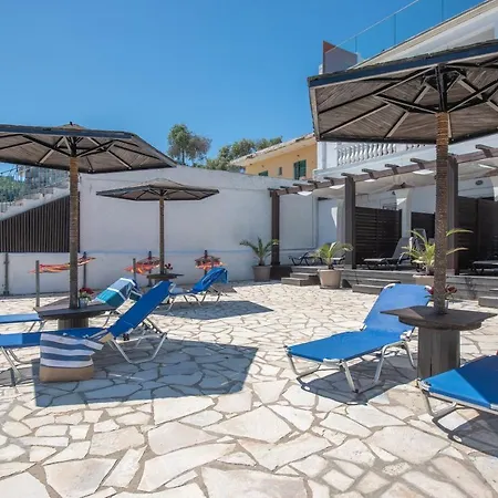 Galini And Penthouse * 메손기